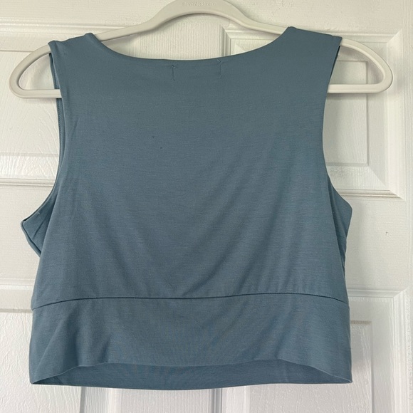 Mahina Crop‎ Top - Picture 2 of 5